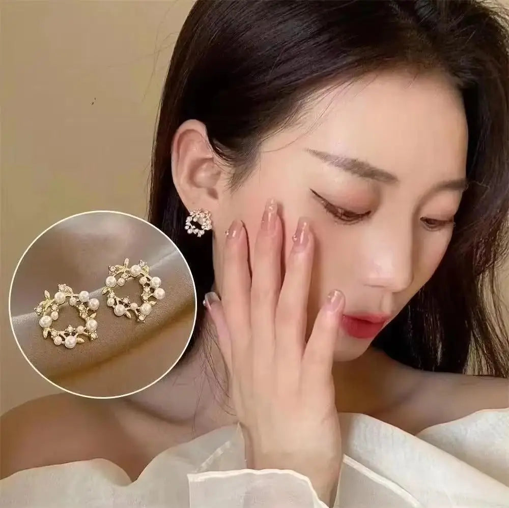 925 Silver Needle Korean Fashion Crystal Flower Earrings For Women Jewelry 2026 Trending New Luxury Zircon Flowers Stud Earrings