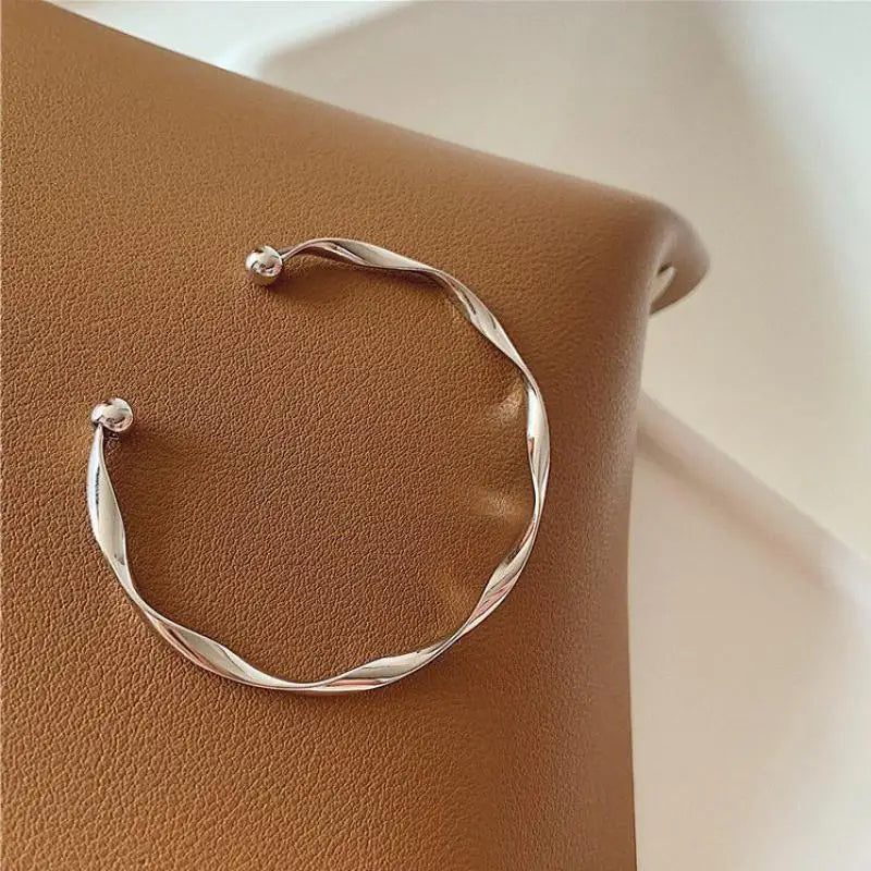New Personalized Butterfly Pendant Anklet Summer Beach Leg Chain Handcrafted Anklet Gold And Silver Headwear Wholesale And Retai